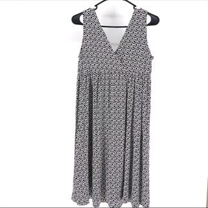 New York & Company Women’s Print Sleeveless V-Neck Midi Dress - XL